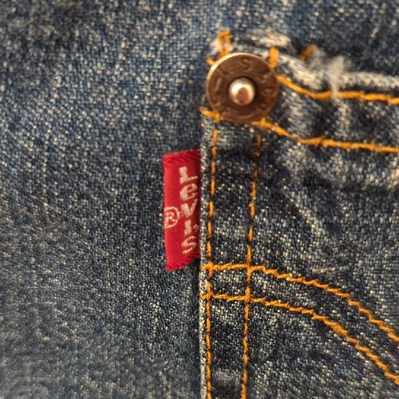 Levi's Classic Blue Denim Jacket - Picture 3 of 5